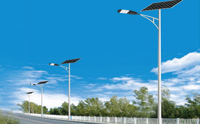 农村道路装正宁太阳能路灯选多大瓦数实测